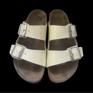 Creamy white sparkle Birkenstock